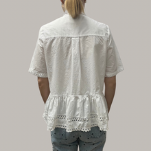 Charger l&#39;image dans la galerie, Blouse en coton avec broderie pour femmes S
