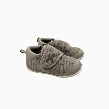 Souliers taupe en mesh 2Y