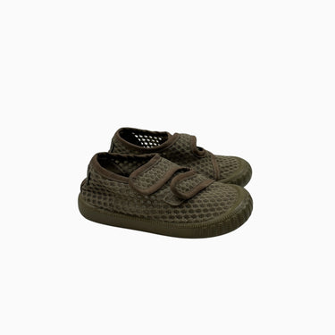 Souliers d'eau taupe en mesh à velcro 24EU
