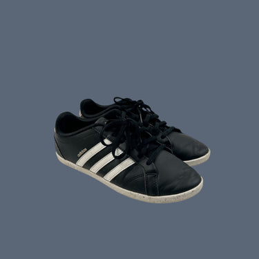 Sneakers noirs avec détail rose au talon et à lacet pour femmes 7US