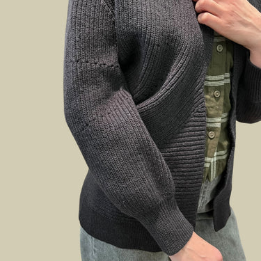 Veste anthracite en tricot de laine mérinos pour femmes S