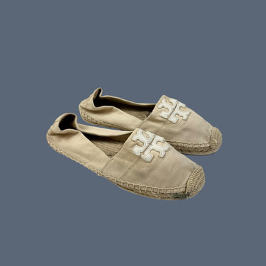 Mocassins vanille avec logo emblémaique 8.5US