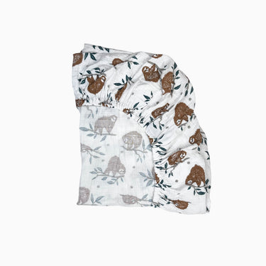 Drap contour blanc 'paresseux' en mousseline bassinette (crib size)