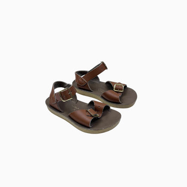 Sandales en cuir marron 7US