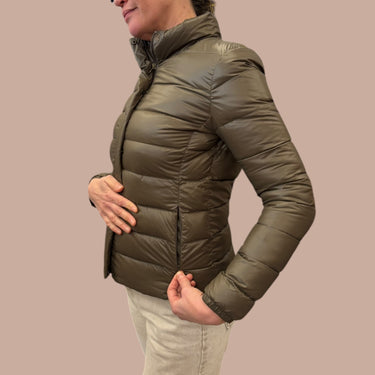 Manteau style puffer olive pour femmes S