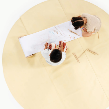 Tapis de sol 'Maxi rond large Fog' latté en cuir vegan 80x80po