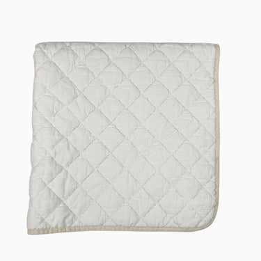 Tapis crème matelassé 32x32po