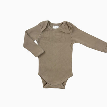 Cache-couche taupe côtelé 0-3M