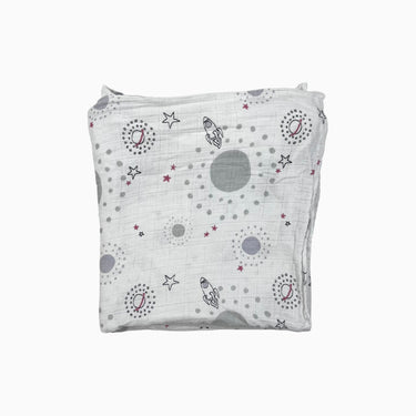 Couverture blanche 'planètes et fusées' en mousseline