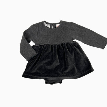 Robe charcoal avec volant en velours 3-6M