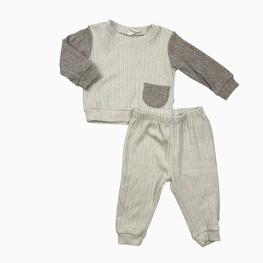 Ensemble pull et jogger crème et greige 6-9M