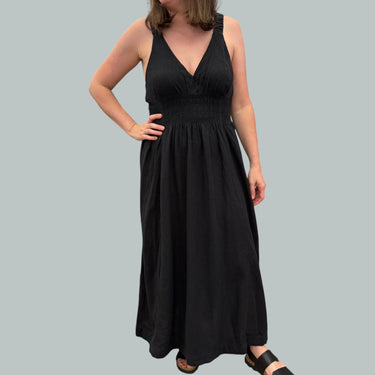 Robe noire maxi en lin et viscose avec smock pour femmes L (fit XL)