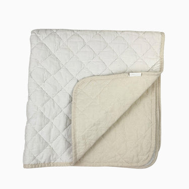 Tapis crème matelassé 32x32po