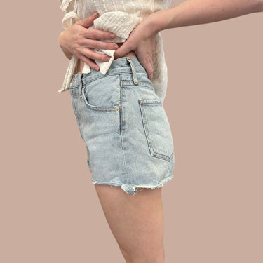 Short premium 'light wash' en denim de coton bio pour femmes 27US