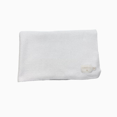 Couverture blanche en tricot de coton bio