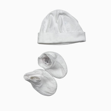 Bonnet blanc en coton bio et chausson 3-6M
