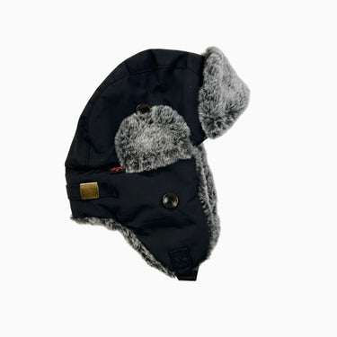 Chapka noire avec fausse-fourrure 18-36M