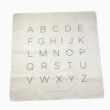Tapis beige en cuir vegan alphabet 38x38po