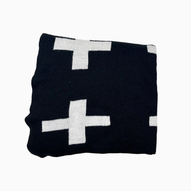 Couverture en tricot d'acrylique avec croix