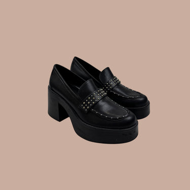 Mocassins à plateformes noires cloutés pour femmes 10US
