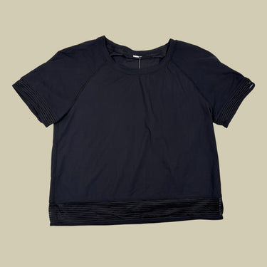 T-shirt de sport noir légèrement cropped en nylon pour femmes 4US