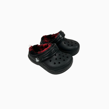 Sandales perforées noires doublées 5US