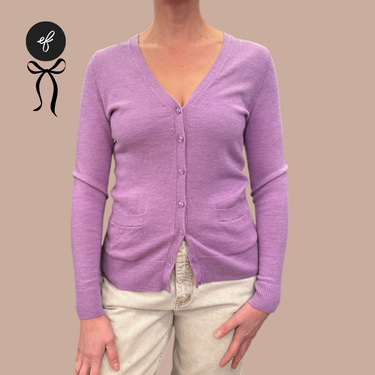 Cardigan mauve en laine de mérinos extrafine pour femmes S