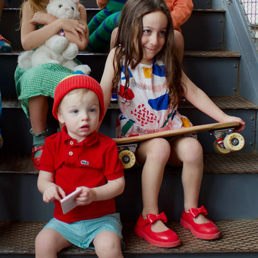 Souliers rouges avec noeud 10US